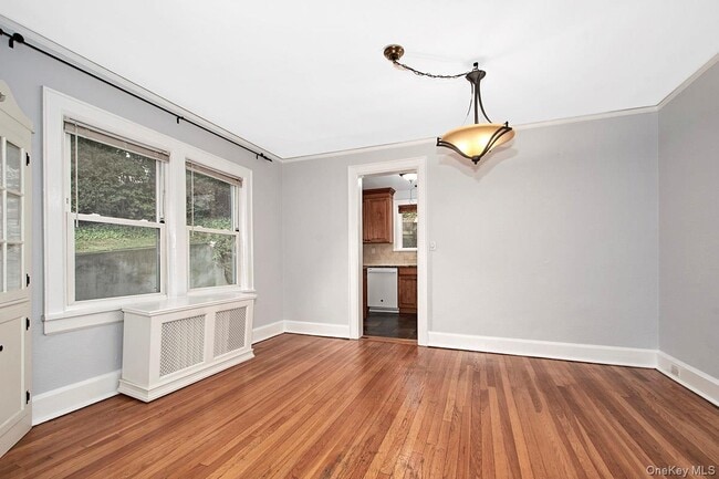 Building Photo - 128 Chatterton Pkwy