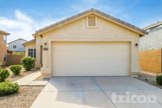 Building Photo - 1491 E Stirrup Ln