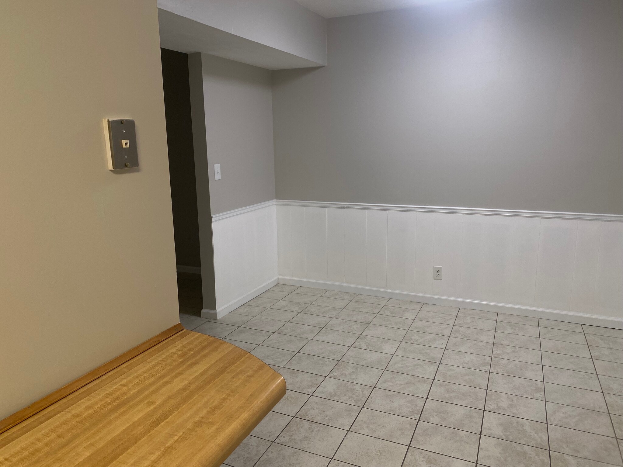 Building Photo - 3400 Maxon Rd