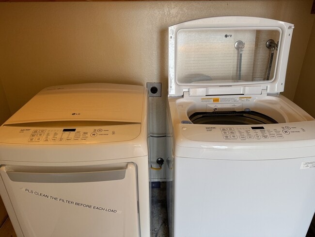 Laundry Area - 509 W Duarte Rd