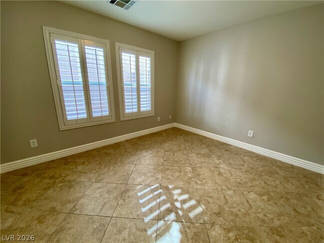 Building Photo - 920 Lord Crewe St