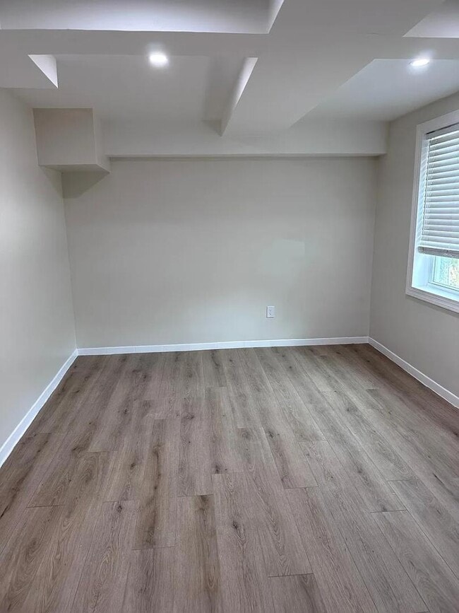 Building Photo - 3505 Iris St N