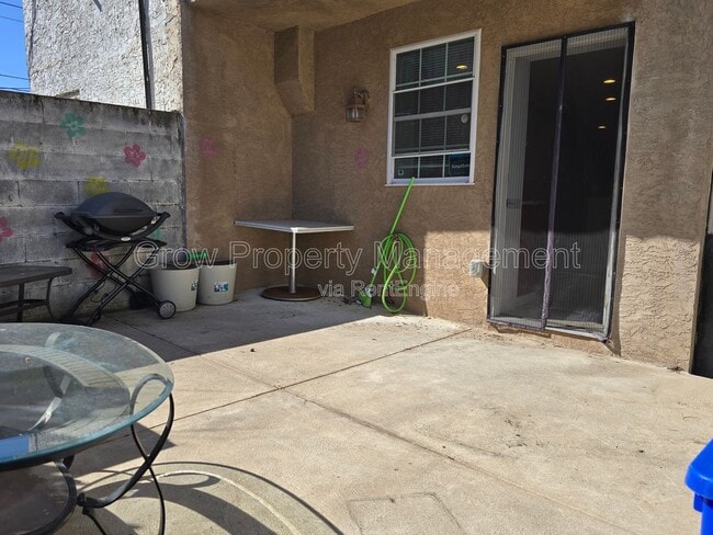 Building Photo - 1649 S Bailey St