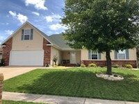 Building Photo - Republic Schools - Gorgeous 4 Bed 2 Bath 2 Car Garage For Rent