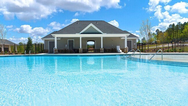 Building Photo - LIKE NEW HOME-NEIGHBORHOOD POOL, PICKLEBALL, CABANA,WALKING TRAILS