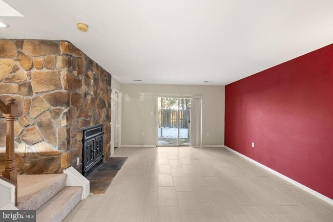 Building Photo - 7829 Mt Woodley Pl