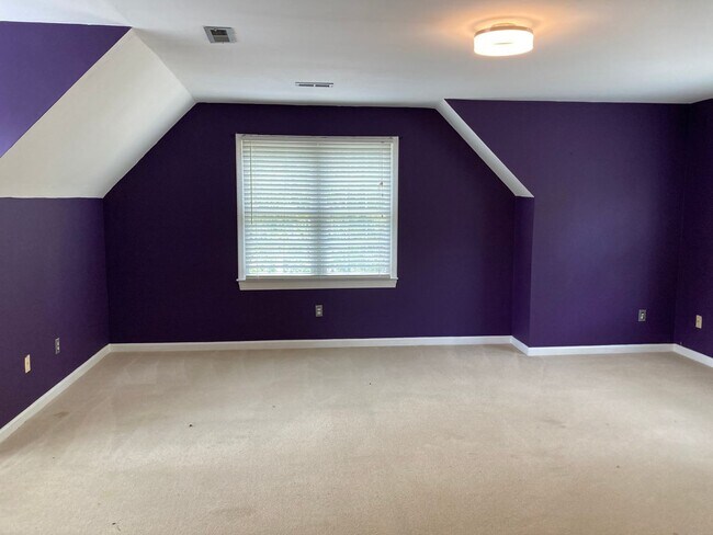 Building Photo - 5901 Tuskwillow Dr