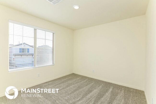 Building Photo - 6240 Clackamas Ct