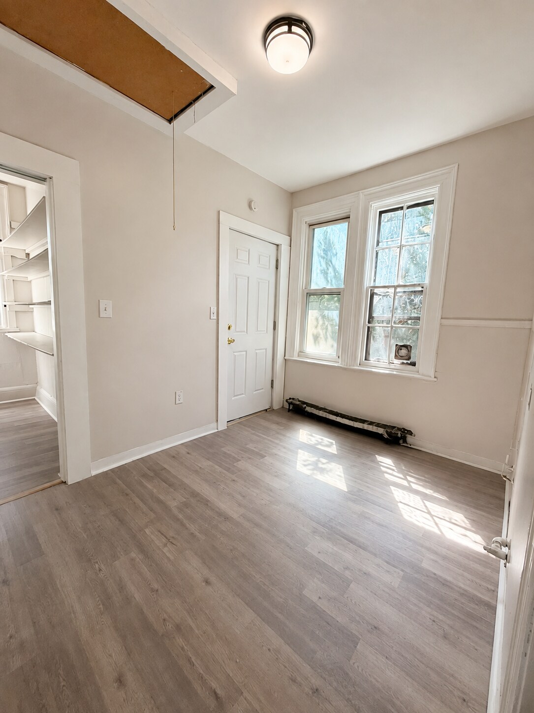 Building Photo - 112 2nd Ave