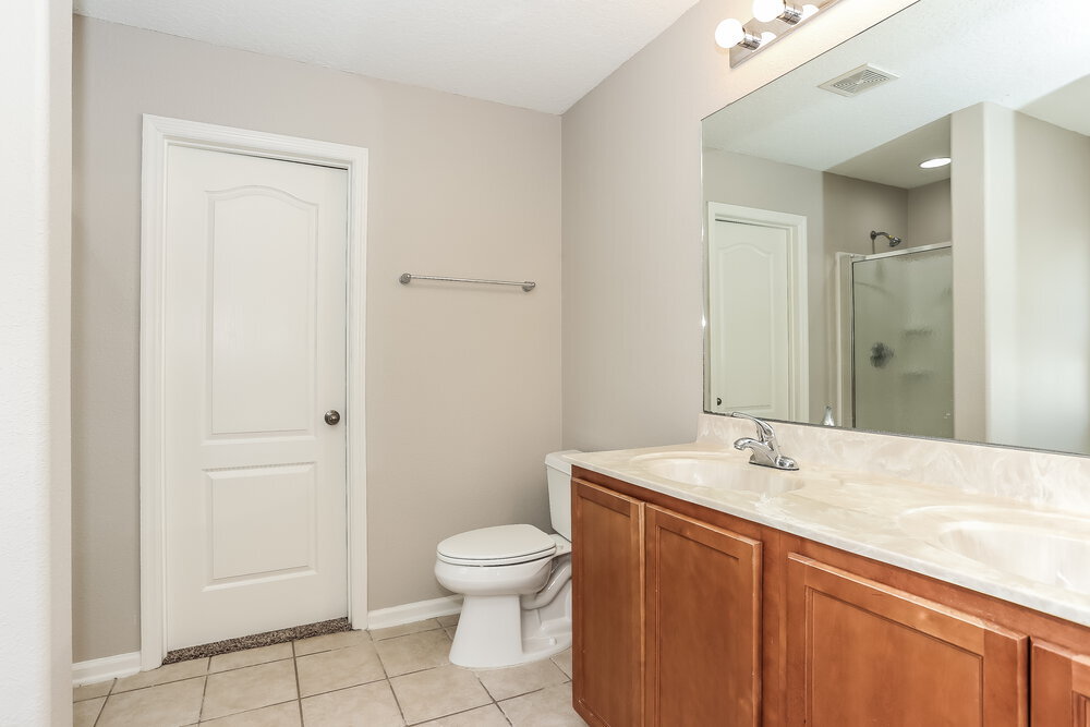 Building Photo - 7511 Hawks Cliff Dr