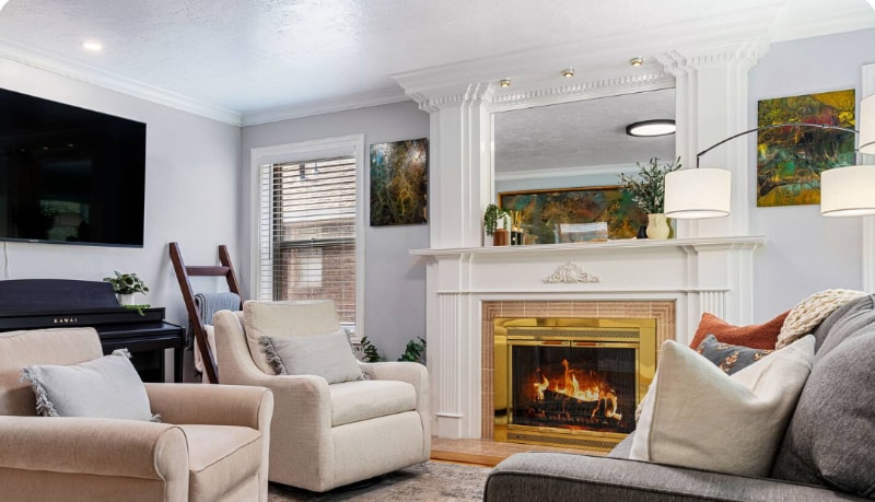 Building Photo - 444 N Oakley St