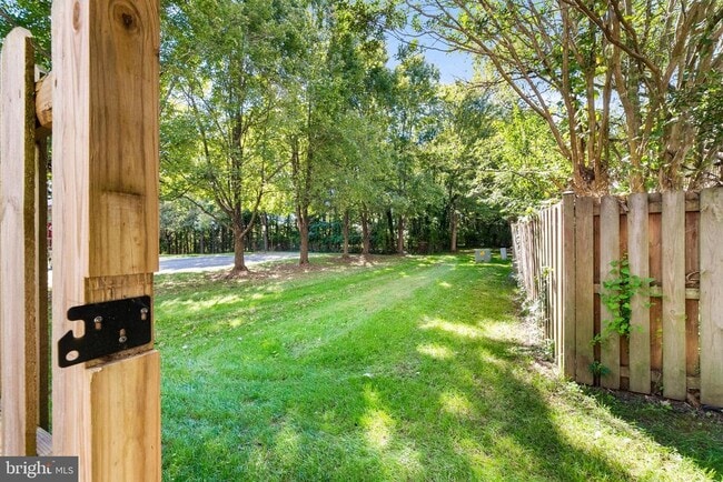 Building Photo - 106 McIlhaney Way