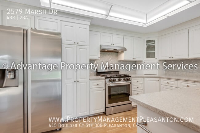 Building Photo - 2579 Marsh Dr