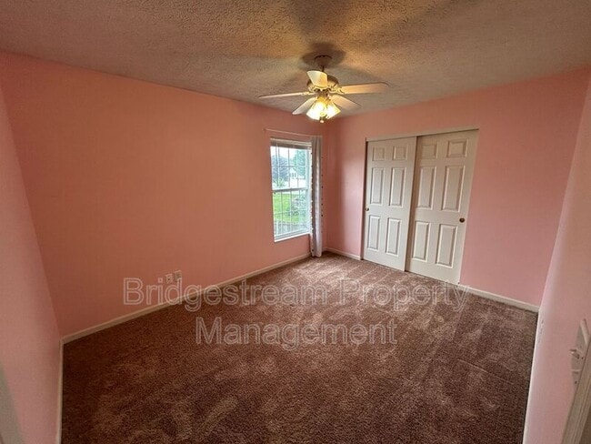 Building Photo - 4448 Forest Ridge Blvd