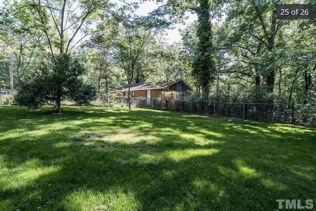 Building Photo - Updated 3 Bedroom Ranch with Stunning Details in Trinity Park - Fenced-in Yard, Pet Friendly!