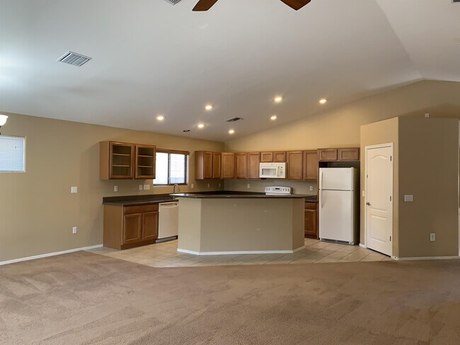 Building Photo - 7961 S Talaco Trail