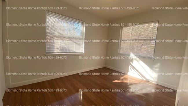 Building Photo - 27 Barbara Dr