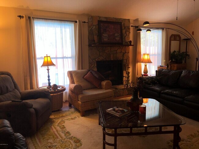 Building Photo - 8179 Crosswind Rd