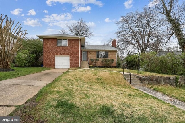 Building Photo - 4503 Traymore St