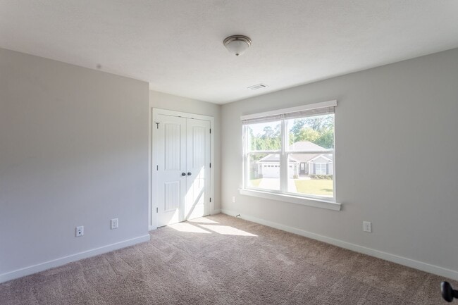 Building Photo - Welcome to Summerton Village!  Ask us about our 1 month of FREE RENT!!