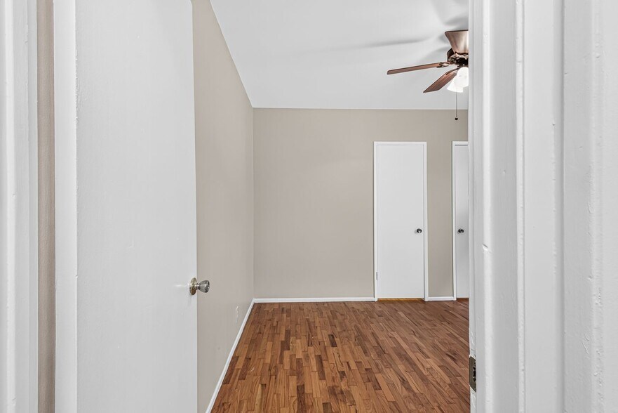 Building Photo - 3888 Potomac Ave