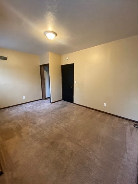 Building Photo - 6958 Monticello St