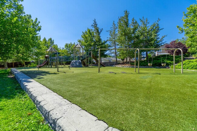 Building Photo - 6511 Enchanted Valley Dr