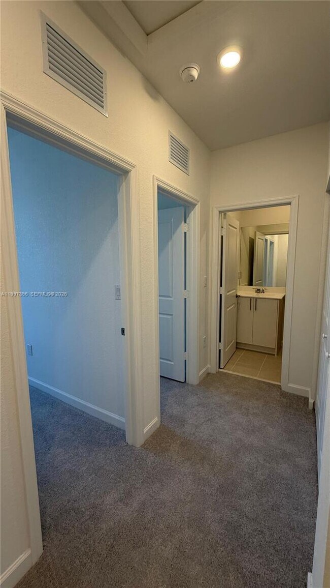 Building Photo - 1087 NW 2nd Ter