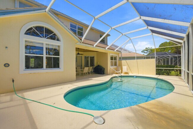 Building Photo - 6483 Wild Olive Ln