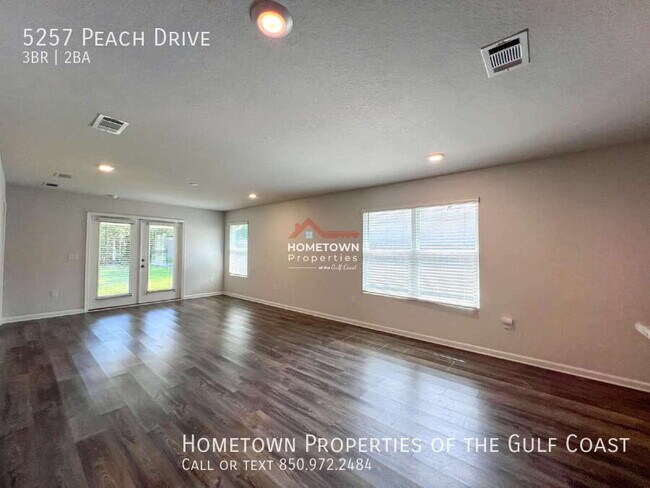 Building Photo - 5257 Peach Dr