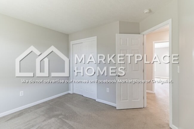 Building Photo - 3045 Republic Way