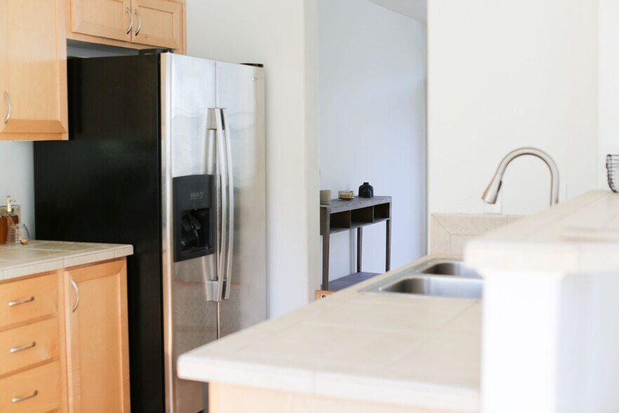 Building Photo - 15458 SW Mallard Dr