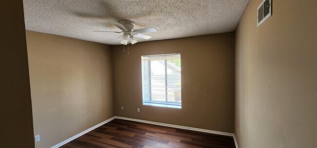 Building Photo - 5265 Chatfield Dr