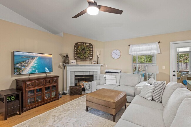 Building Photo - 4405 Southminster Cir