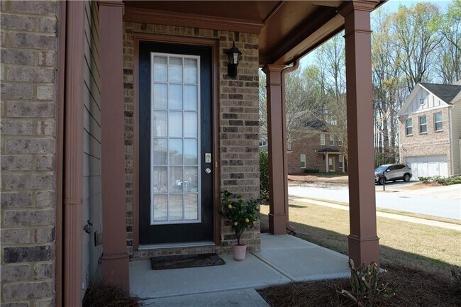 Building Photo - 2281 Attewood Dr