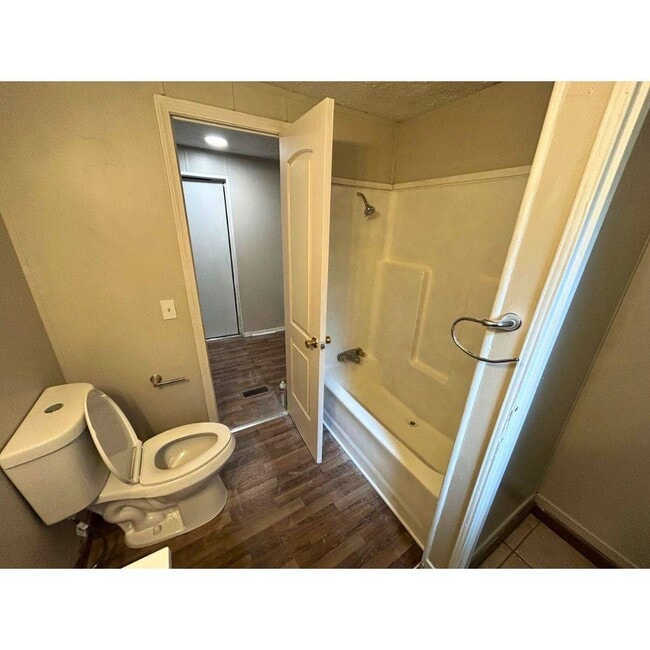 Building Photo - 2395 Parrott Dr