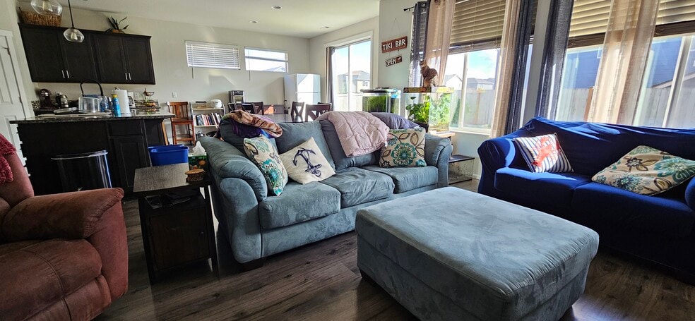 Building Photo - 17710 Mill Valley Rd