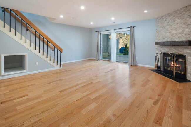 Building Photo - 123 Old Belden Hill Rd