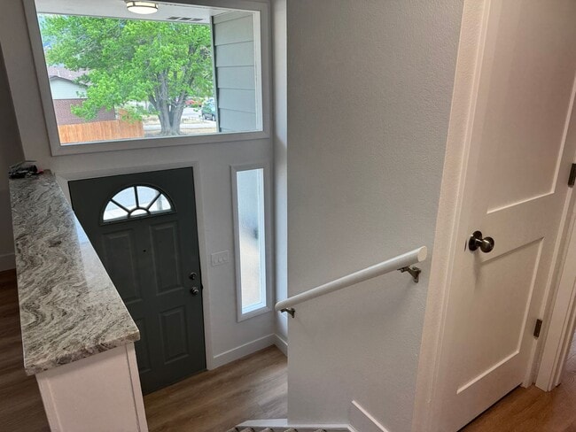 Building Photo - NEWLY REMODELED 3 Bed + Office / 2 Bath Home on Linden in Boulder – Available NOW!