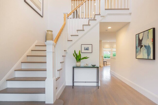 Building Photo - 23 Gansett Ln