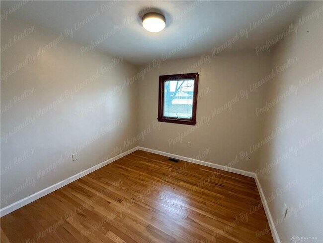 Building Photo - 217 Wolf Ave