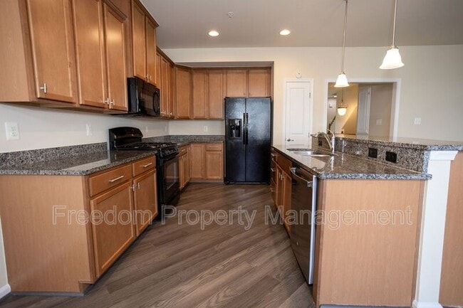Building Photo - 7408 Brunson Cir