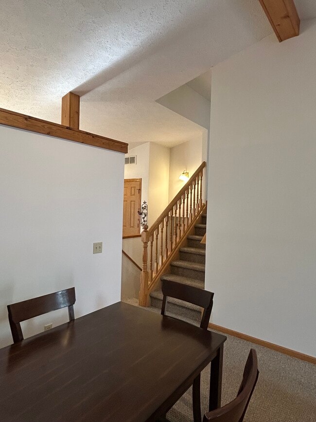 Building Photo - 651 Sturbridge Dr