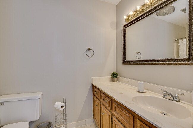 Building Photo - 634 Kettle Creek Dr