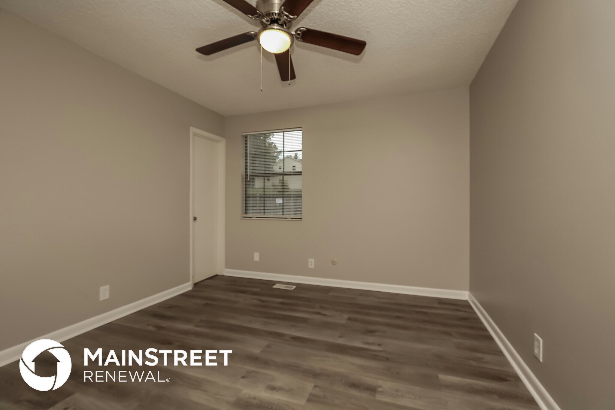 Building Photo - 431 Sunset Dr