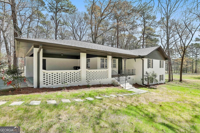 Building Photo - 2366 GA-92