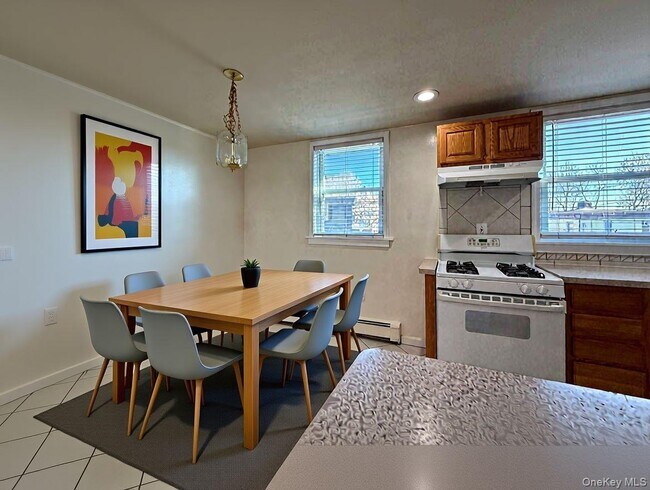 Building Photo - 51 Schneider Ave