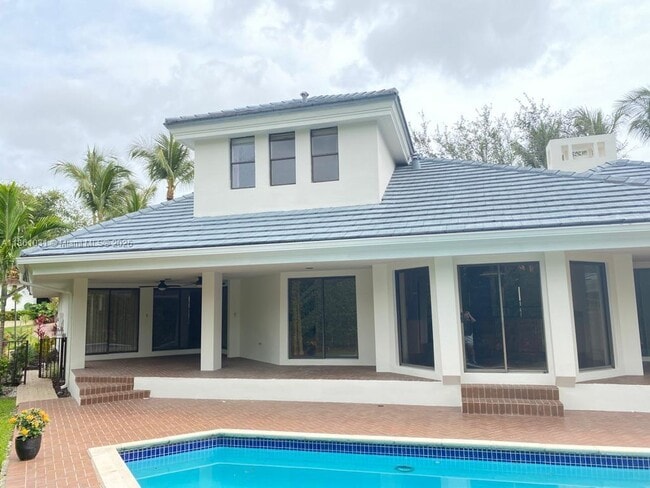 Building Photo - 301 Isla Dorada Blvd