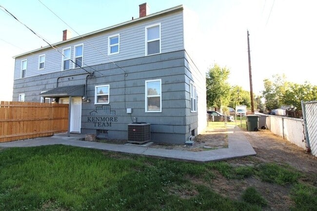 Building Photo - 408 Benham St