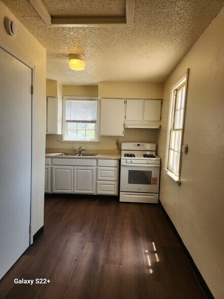 Building Photo - 311 NW 14th St